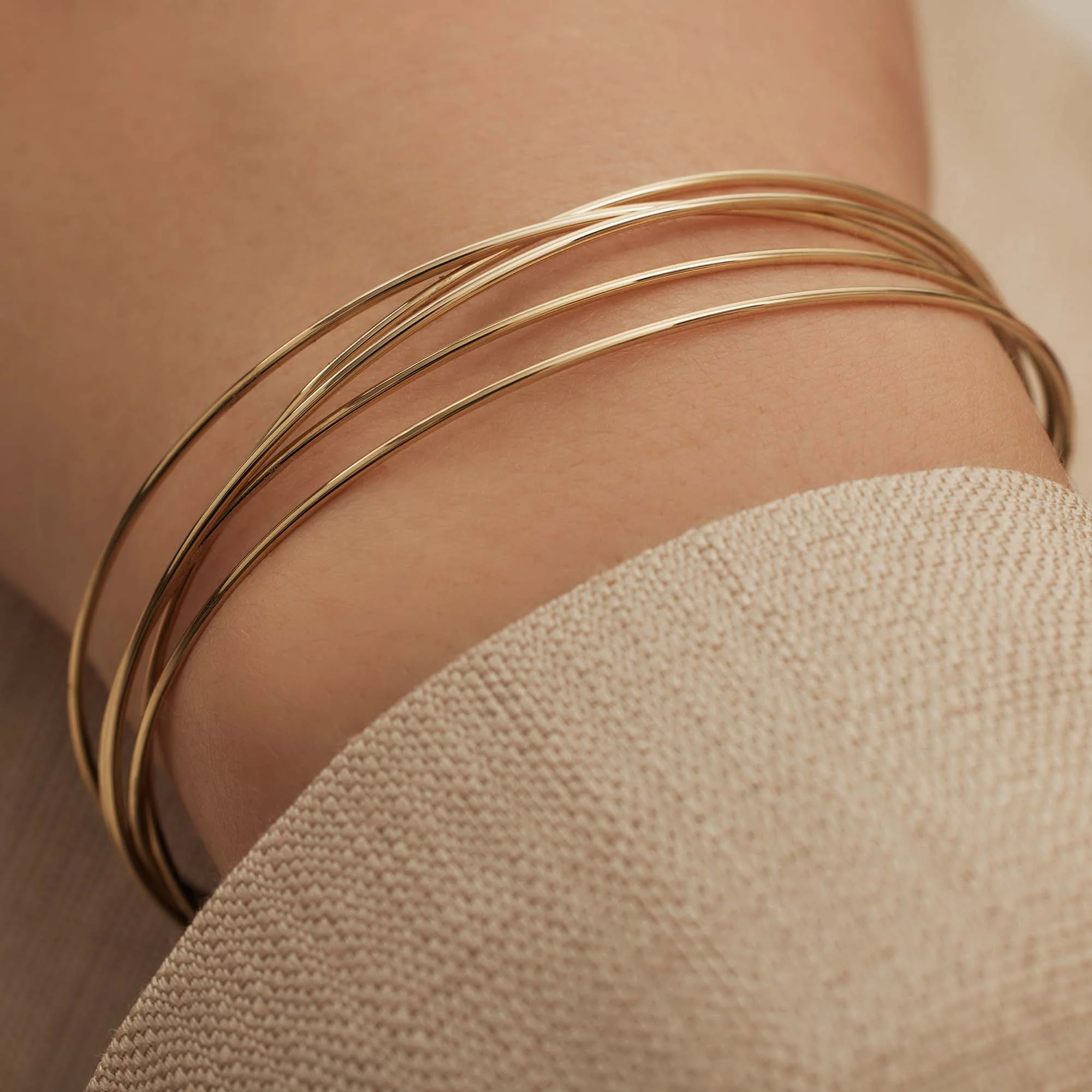 Isabel Bernard Cour d'Honneur Adora 14 Karat | Gold Bangle Set IB320111 - Image 3