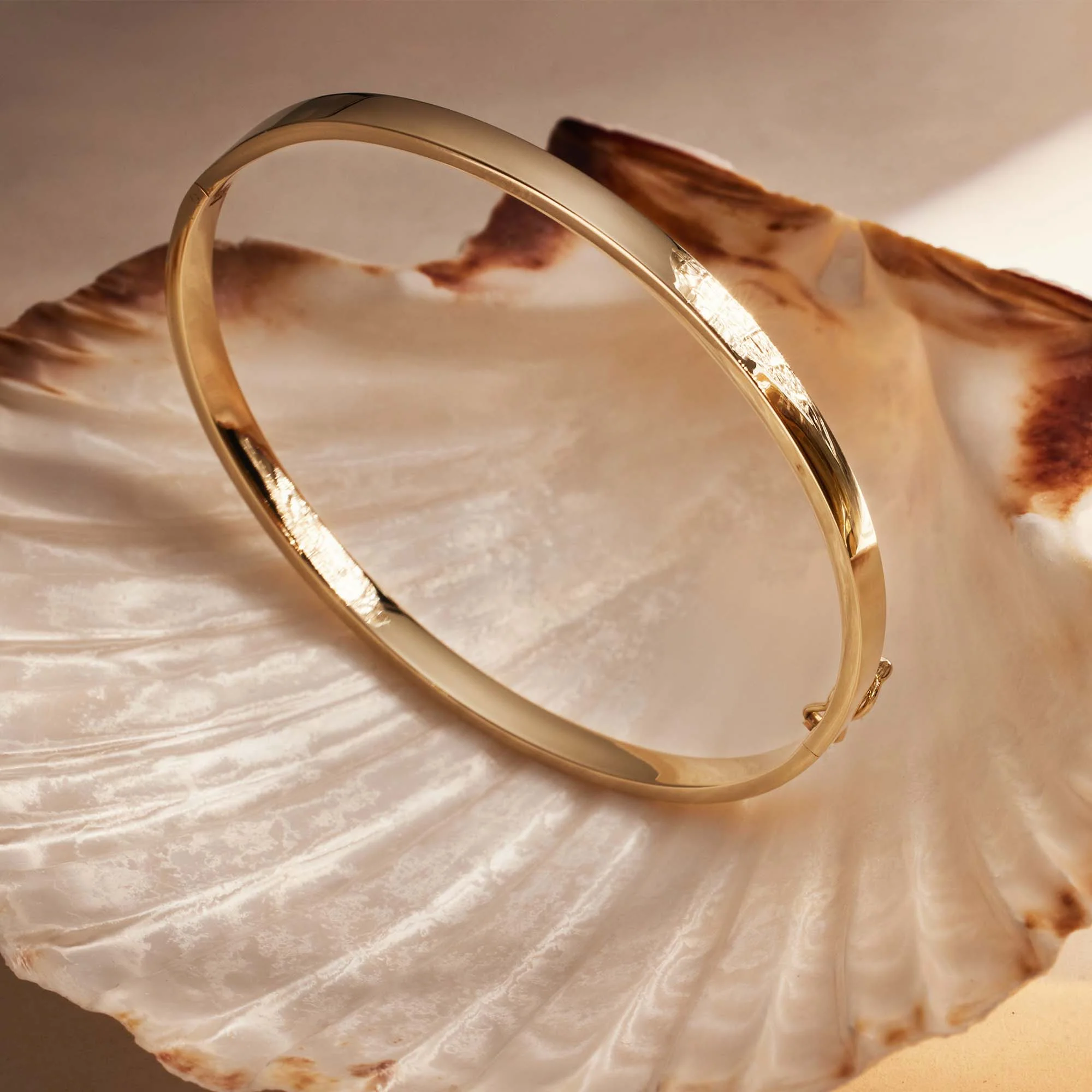 Isabel Bernard Cour d'Honneur Clara 14 Karat | Gold Bangle IB320113-56 - Image 4