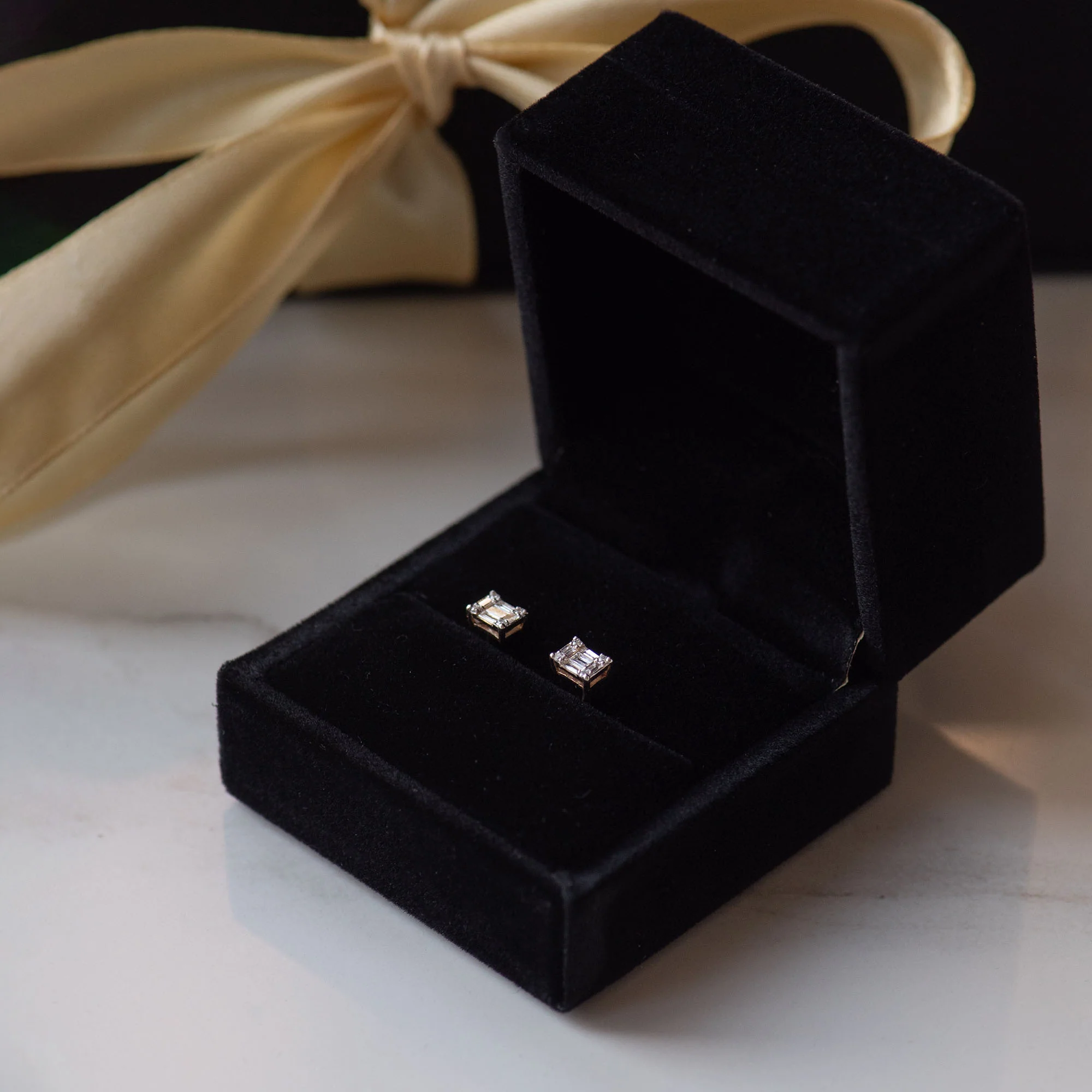 Isabel Bernard De la Paix Maxime 14 Karat Goldohrrstecker mit Diamant 0.26 ct IBD360020 - Image 8