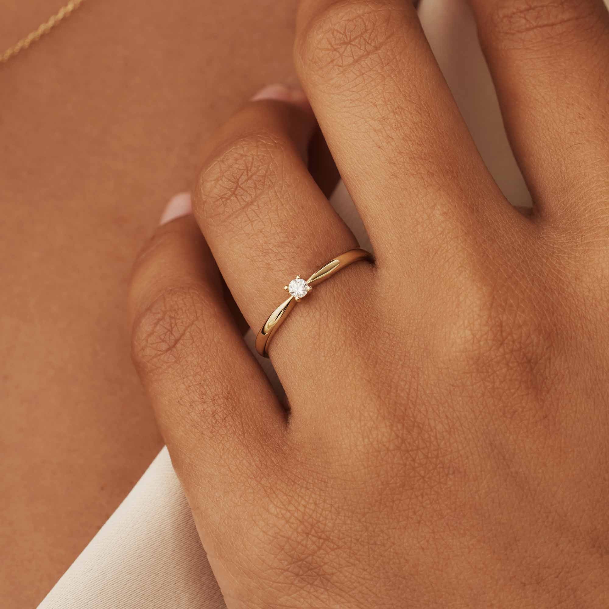 Isabel Bernard De la Paix Céline 14 Karat | Gold Ring | Diamant 0.05 Karat | IBD330001-48 - Image 3