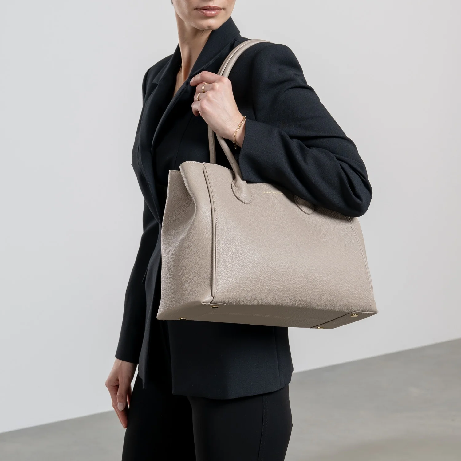 Isabel Bernard Honoré Cloe Taupe Handtasche aus Kalbsleder IB25016 - Image 2