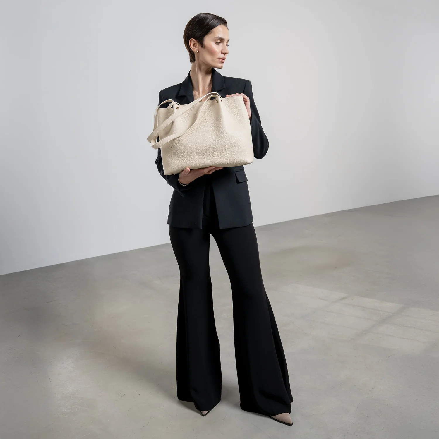 Isabel Bernard Honoré Nata Cremefarbener Leder Shopper aus Kalbsleder IB25086-070 - Image 4