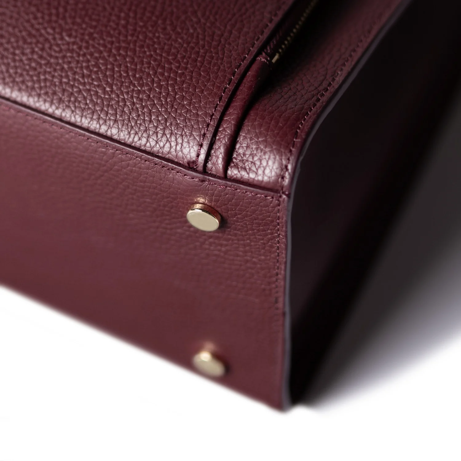 Isabel Bernard Honoré Nadine bordeauxrote Handtasche aus Kalbsleder mit 13-Zoll-Laptopfach IB25110-052-13 - Image 8