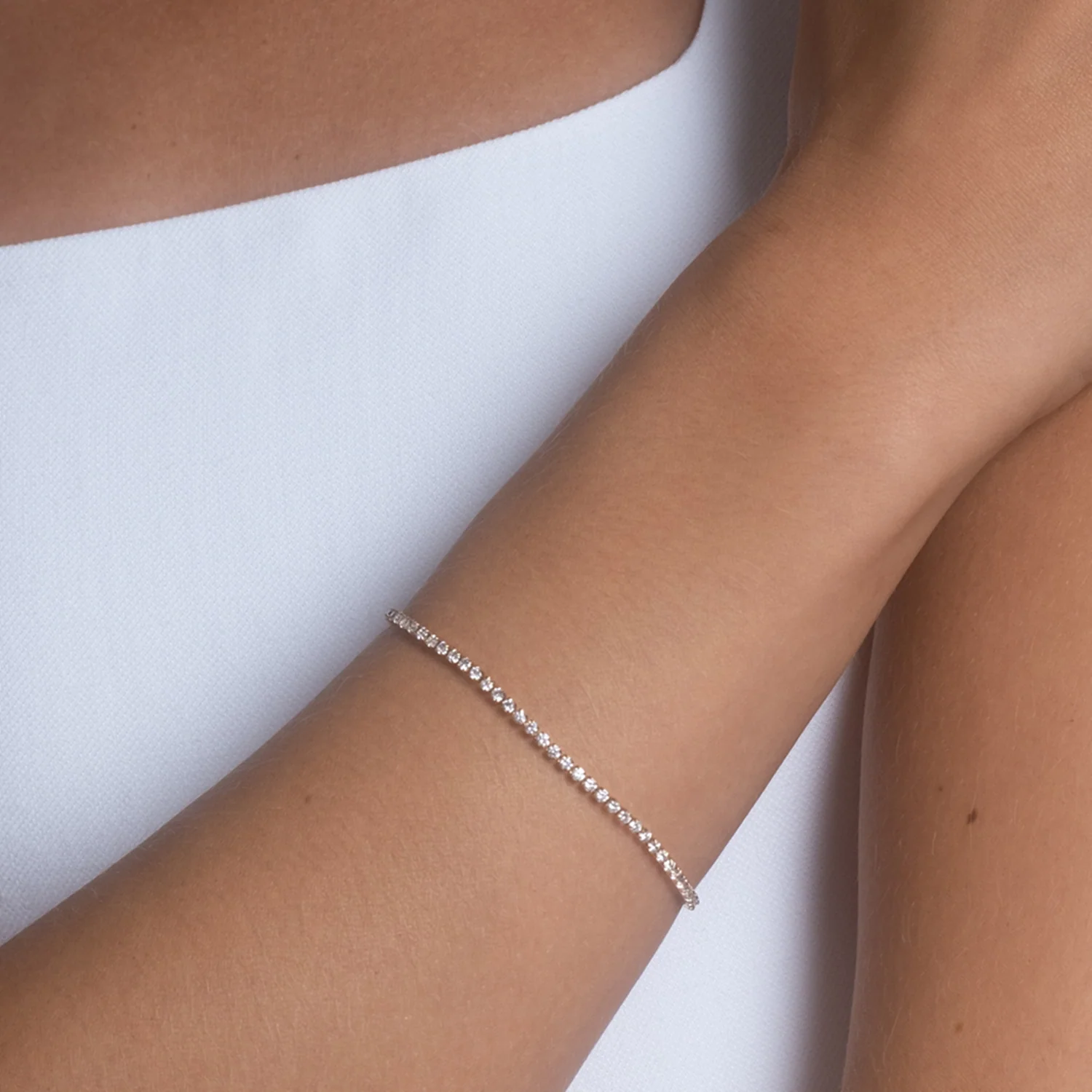 Mockberg Shiny Tennis Bracelet Gold Plated MB0035 - Image 4