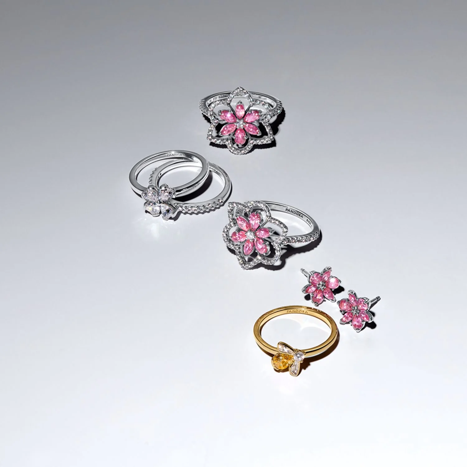 Pandora Timeless Doppelter Blumen Cocktailring 194577C01-52 - Image 2