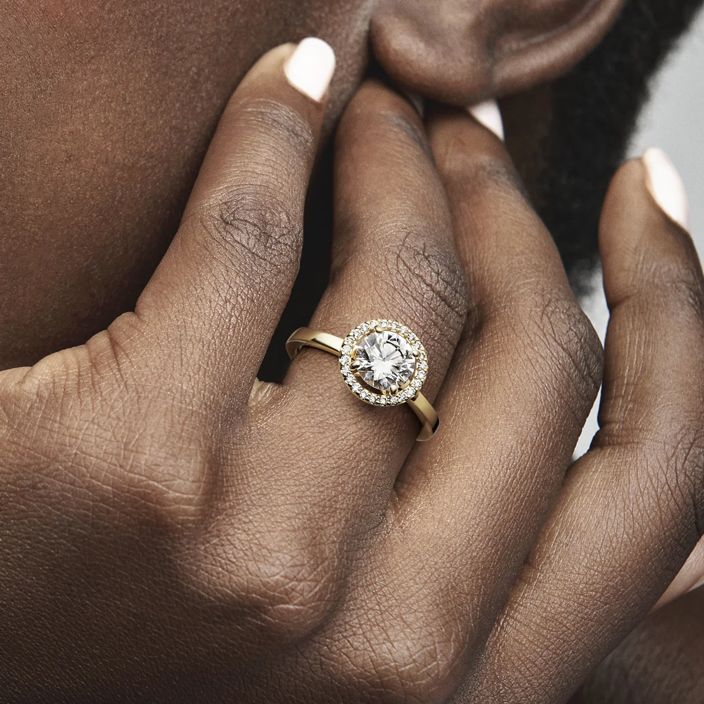 Pandora Timeless Goldfarbene Sparkling Round Halo Ring mit 585er Golden Plattierung 161234C01-52 - Image 3