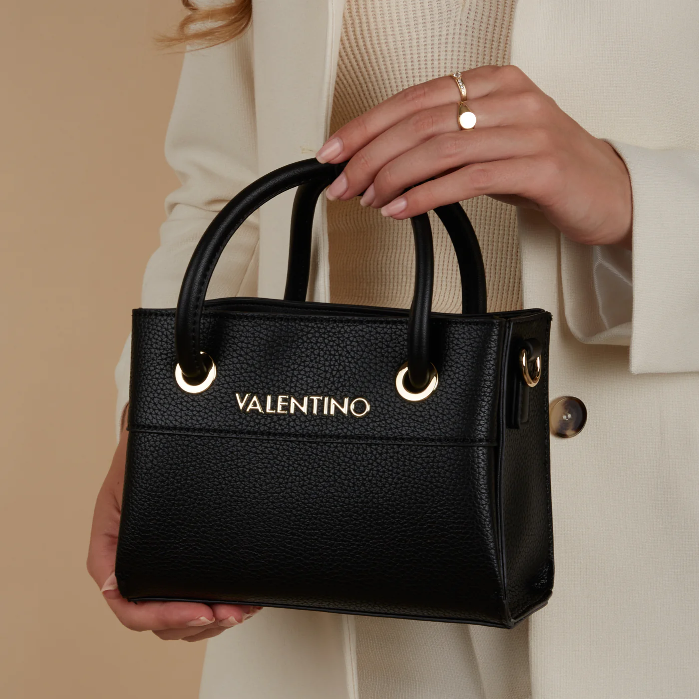 Valentino Bags Alexia Schwarze Handtasche VBS5A805NERO - Image 4