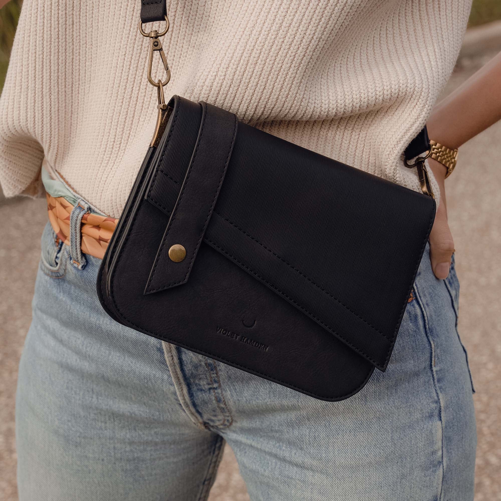 Violet Hamden Essential Bag Schwarze Umhängetasche VH22017 - Image 4