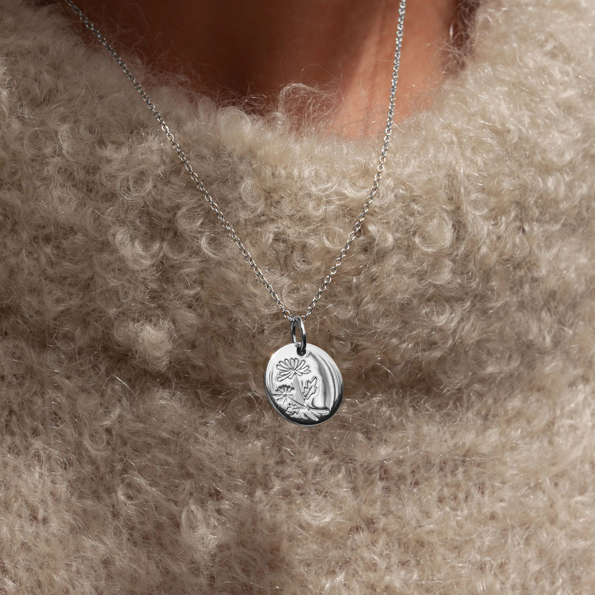 Violet Hamden Venus 925 Sterling Silberne Halskette mit Geburtsblume VH340026-NOV - Image 2